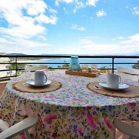 Apartamento Con Piscina En Pedras Negras *